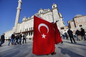 turquia-considera-a-los-cristianos-una-“amenaza-a-la-seguridad-nacional”-y-los-deporta,-advierte-un-grupo-de-derechos-humanos