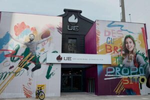 universidad-evangelica:-una-nueva-generacion-de-profesionales-con-proposito