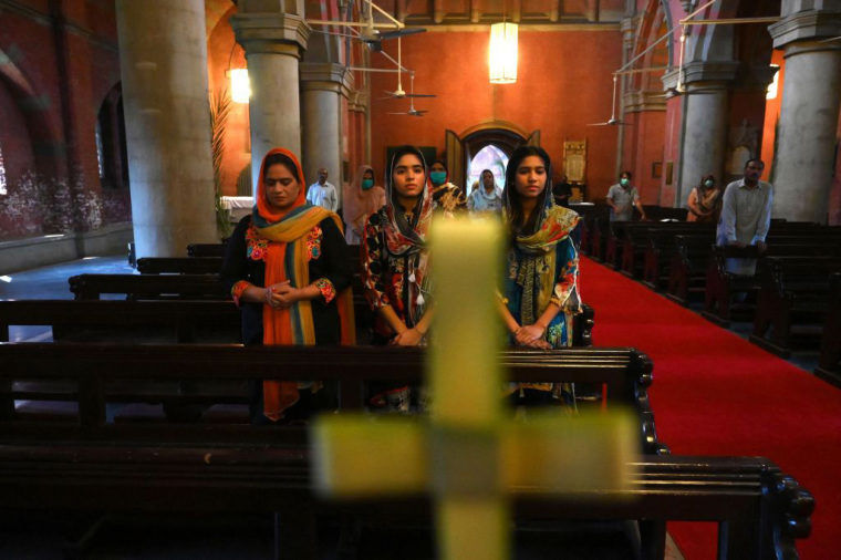 pastor-encarcelado-falsamente-durante-13-anos-muere-3-dias-despues-de-ser-absuelto-del-cargo-de-blasfemia