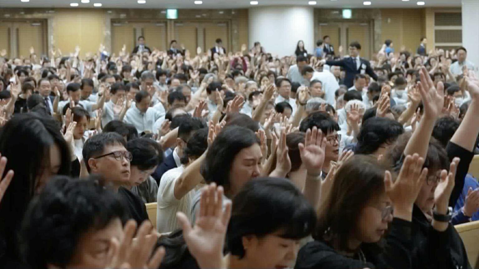 miles-de-personas-buscan-de-dios-en-festival-de-oracion-matutina-de-corea-del-sur.