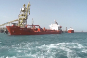 tension-en-aumento:-iran-vuelve-a-cerrar-el-estrecho-de-ormuz